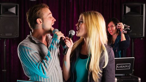 Do’s and Don’ts for First-Timers at Lucky Voice Dubai