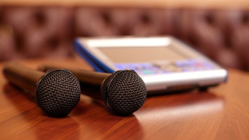 Lucky Voice Pros Tell You How to Build Confidence for Karaoke