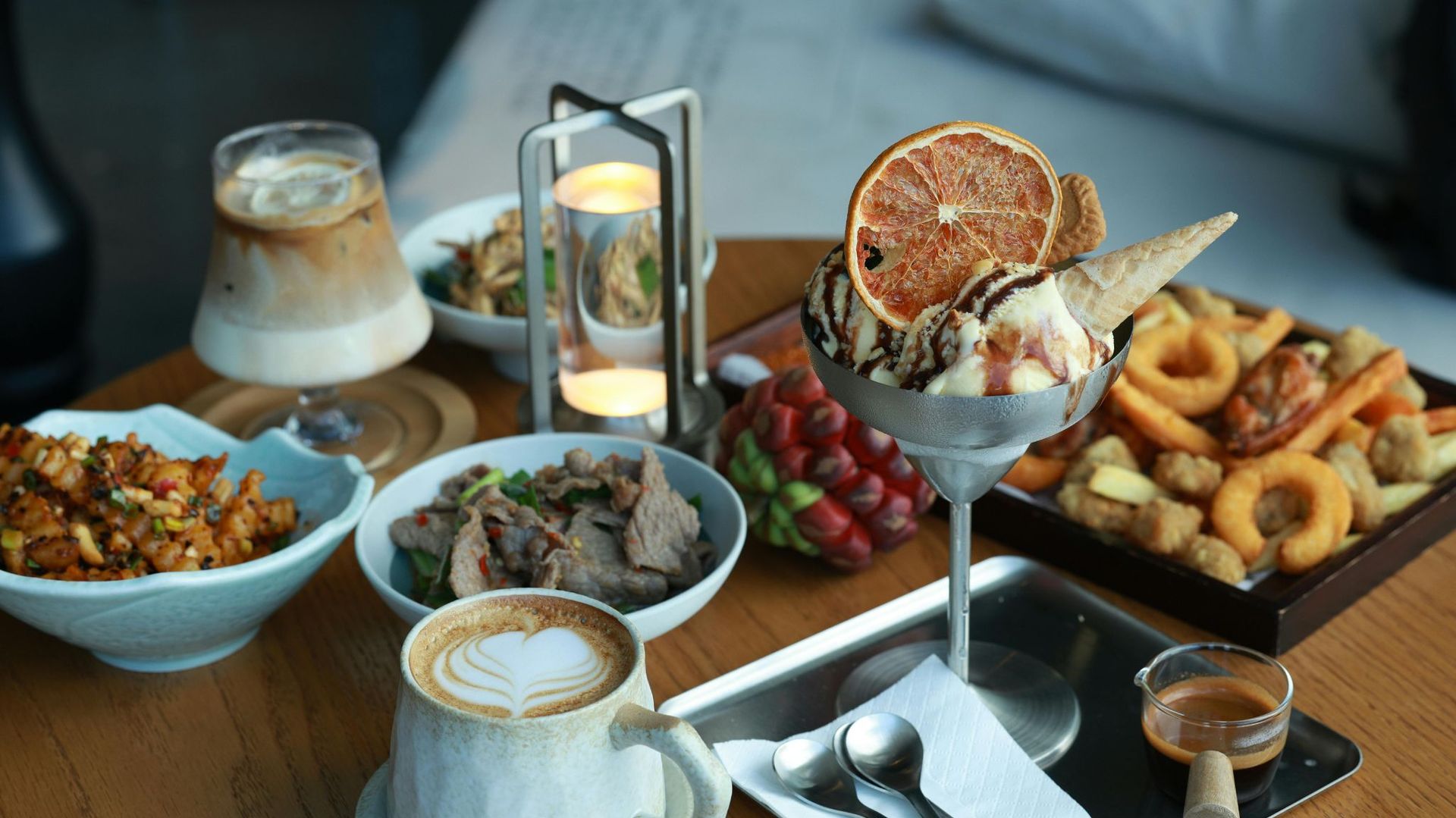 Open Mic Karaoke and Fun at Lucky Voice Dubai